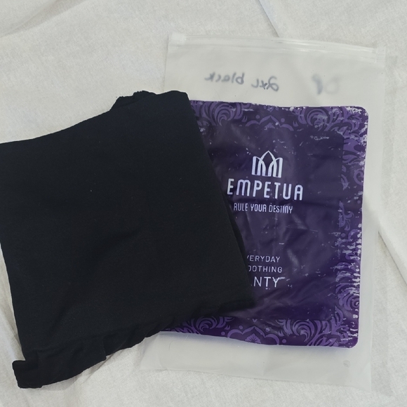 New! Shapermint Black High-Waisted Tummy Control Panties In Original Packaging! - Picture 3 of 3